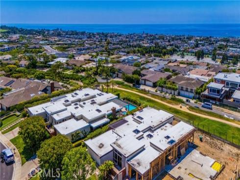 21 Beachcomber Drive, Corona del Mar, CA