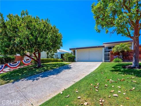 21 Beachcomber Drive, Corona del Mar, CA
