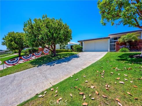 21 Beachcomber Drive, Corona del Mar, CA