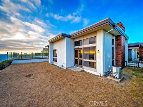 21 Beachcomber Drive, Corona del Mar, CA