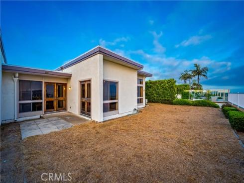 21 Beachcomber Drive, Corona del Mar, CA