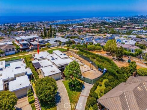 21 Beachcomber Drive, Corona del Mar, CA