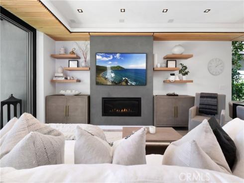 426  Marguerite  , Corona del Mar, CA