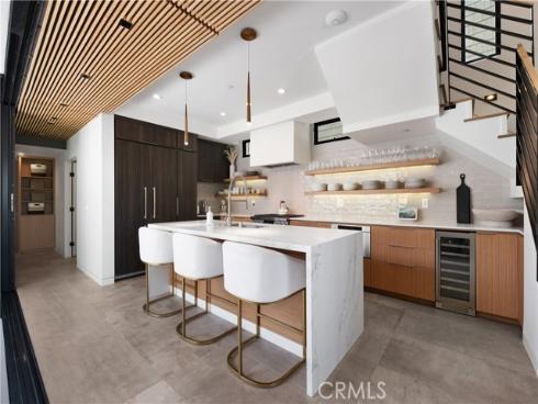 426  Marguerite  , Corona del Mar, CA