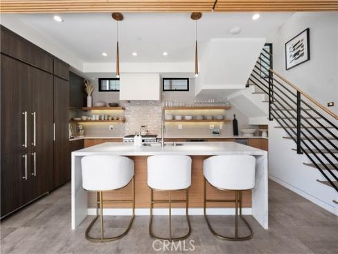 426  Marguerite  , Corona del Mar, CA