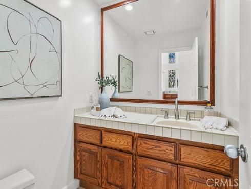 19 Harbor Pointe , Corona del Mar, CA