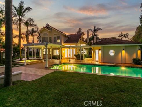 19 Harbor Pointe , Corona del Mar, CA