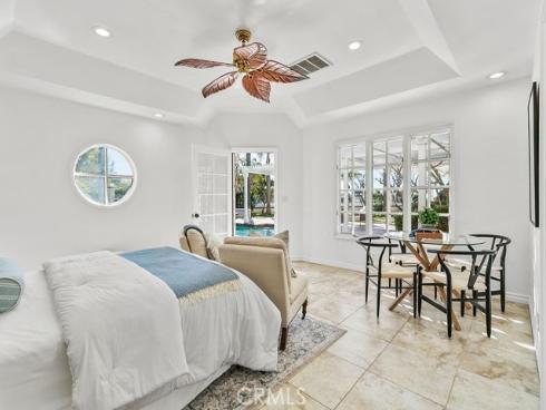 19 Harbor Pointe , Corona del Mar, CA