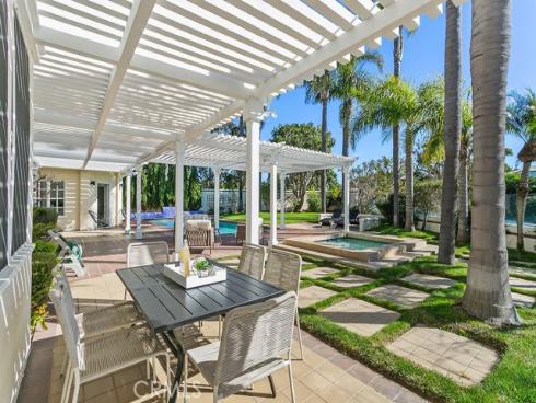 19 Harbor Pointe , Corona del Mar, CA