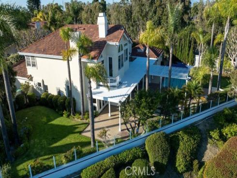 19 Harbor Pointe , Corona del Mar, CA