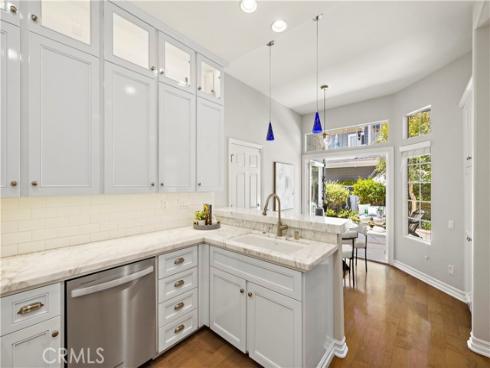 3610 Daffodil Avenue, Corona del Mar, CA