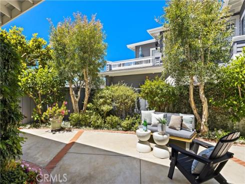 3610 Daffodil Avenue, Corona del Mar, CA