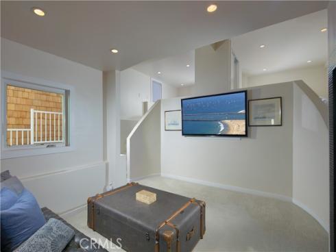2235 Pacific Drive, Corona del Mar, CA