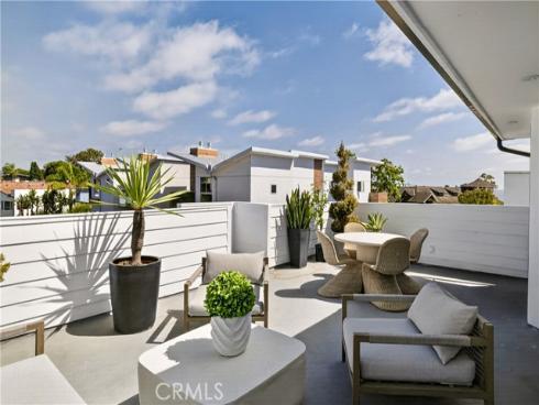 408 Hazel Drive, Corona del Mar, CA
