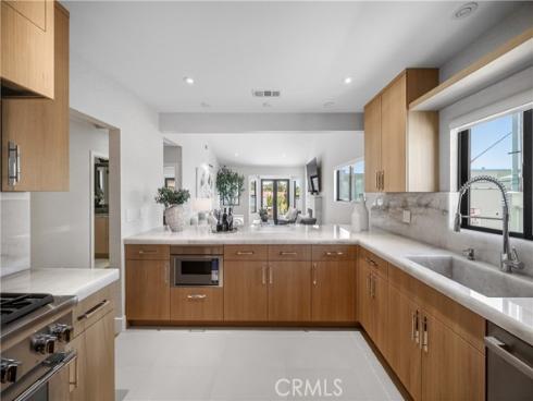 408 Hazel Drive, Corona del Mar, CA