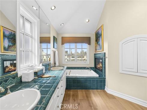 304 Marigold , Corona del Mar, CA