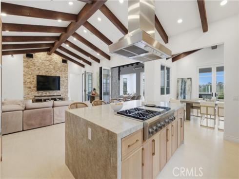 44 Drakes Bay Drive, Corona del Mar, CA