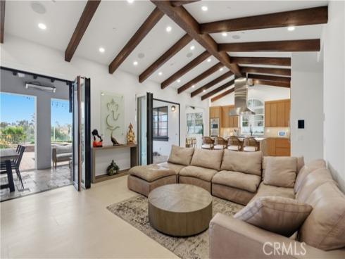 44 Drakes Bay Drive, Corona del Mar, CA