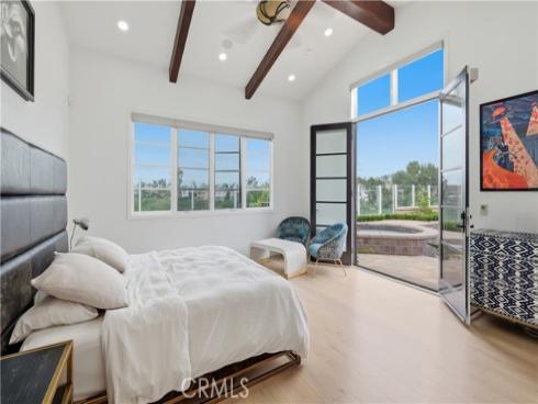 44 Drakes Bay Drive, Corona del Mar, CA