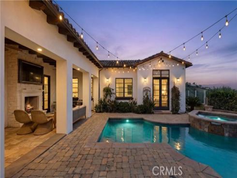 44 Drakes Bay Drive, Corona del Mar, CA