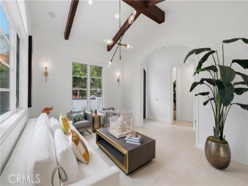 44 Drakes Bay Drive, Corona del Mar, CA
