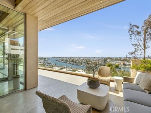 1231  Dolphin  , Corona del Mar, CA