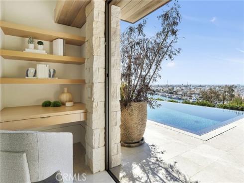 1231  Dolphin  , Corona del Mar, CA