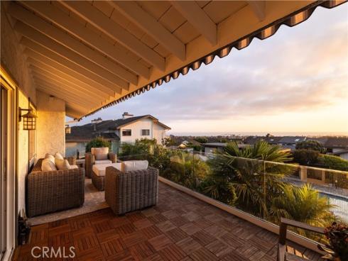 3 White Water Drive, Corona del Mar, CA