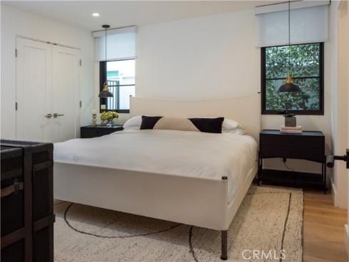 304 Goldenrod Avenue, Corona del Mar, CA