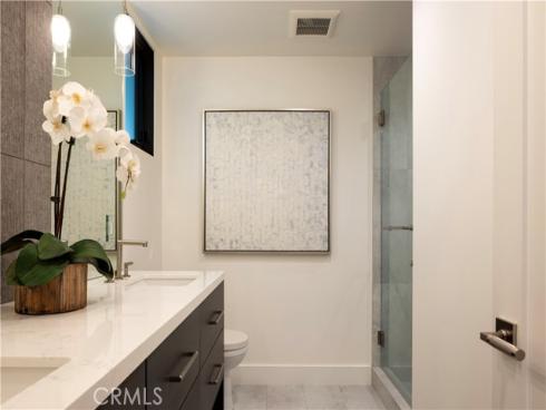 304 Goldenrod Avenue, Corona del Mar, CA