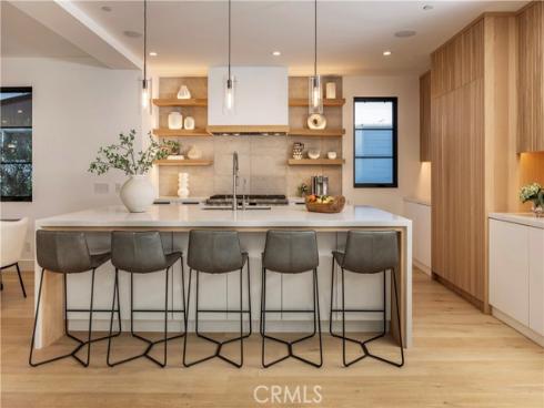 304 Goldenrod Avenue, Corona del Mar, CA