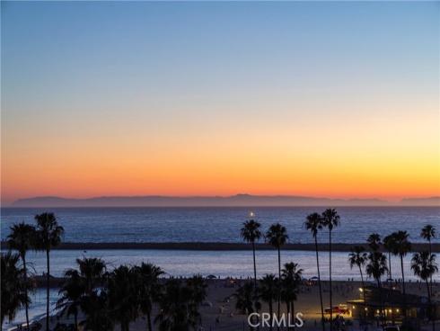 221 Larkspur Avenue, Corona del Mar, CA