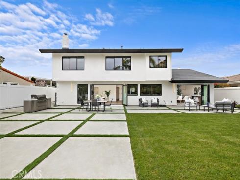 6 Monterey Circle, Corona del Mar, CA