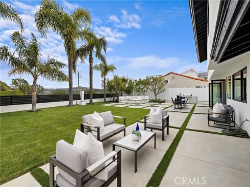 6 Monterey Circle, Corona del Mar, CA