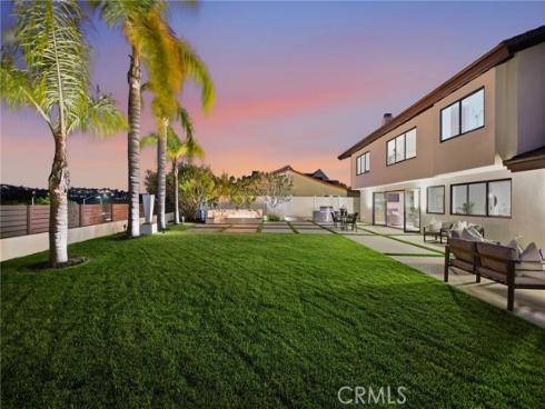 6 Monterey Circle, Corona del Mar, CA