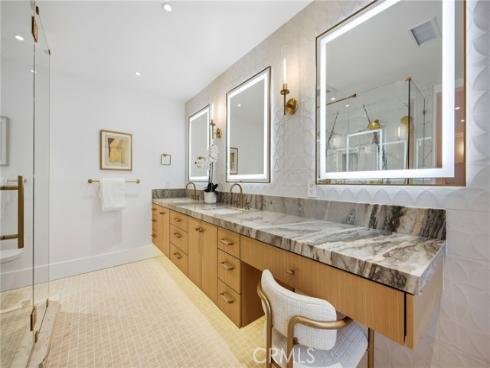 6 Monterey Circle, Corona del Mar, CA