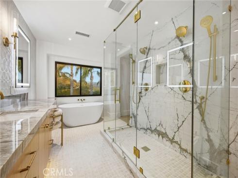 6 Monterey Circle, Corona del Mar, CA