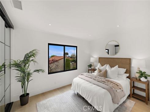 6 Monterey Circle, Corona del Mar, CA