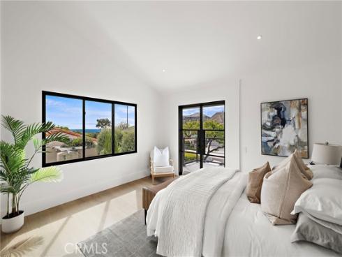 6 Monterey Circle, Corona del Mar, CA