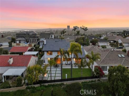 6 Monterey Circle, Corona del Mar, CA