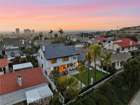 6 Monterey Circle, Corona del Mar, CA