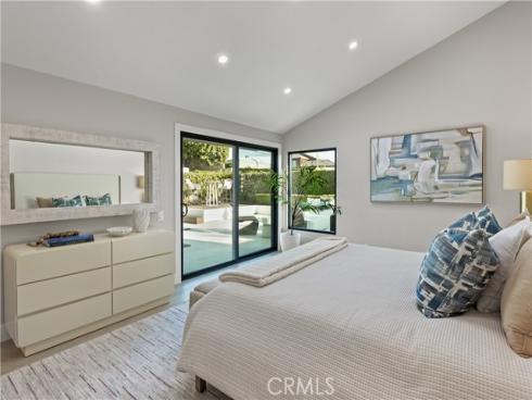 10 White Water Drive, Corona del Mar, CA