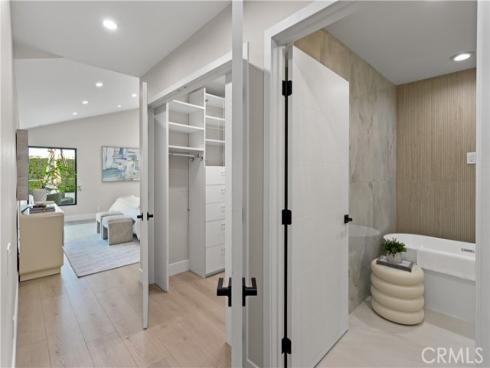 10 White Water Drive, Corona del Mar, CA