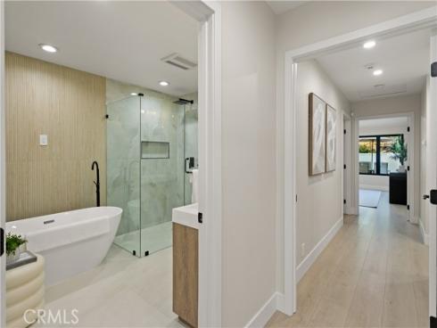 10 White Water Drive, Corona del Mar, CA