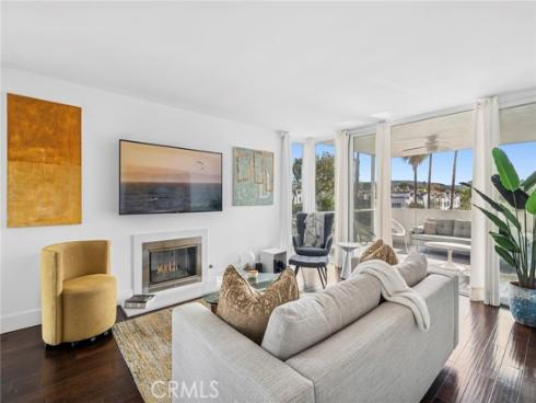 775 Avocado , Corona del Mar, CA