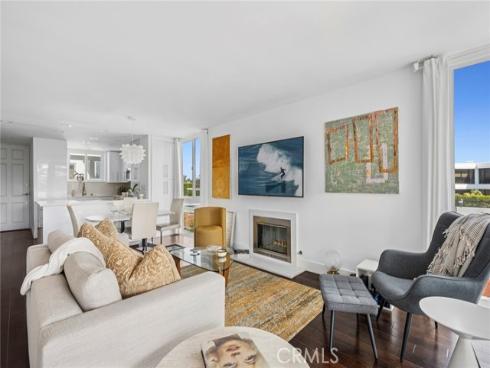 775 Avocado , Corona del Mar, CA