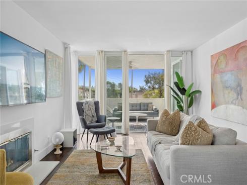 775 Avocado , Corona del Mar, CA