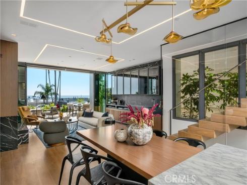 2516 Ocean Boulevard, Corona del Mar, CA