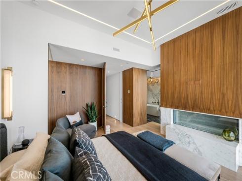 2516 Ocean Boulevard, Corona del Mar, CA