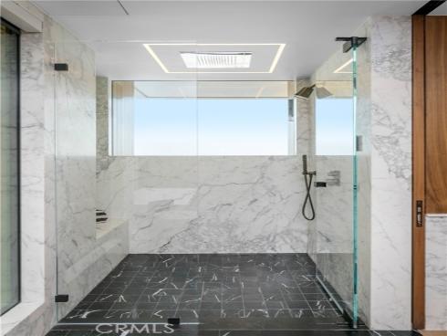 2516 Ocean Boulevard, Corona del Mar, CA